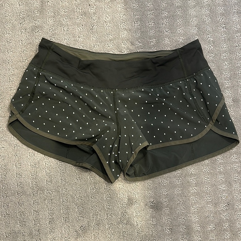Lululemon Speed Up Low Rise 2.5” lined Shorts